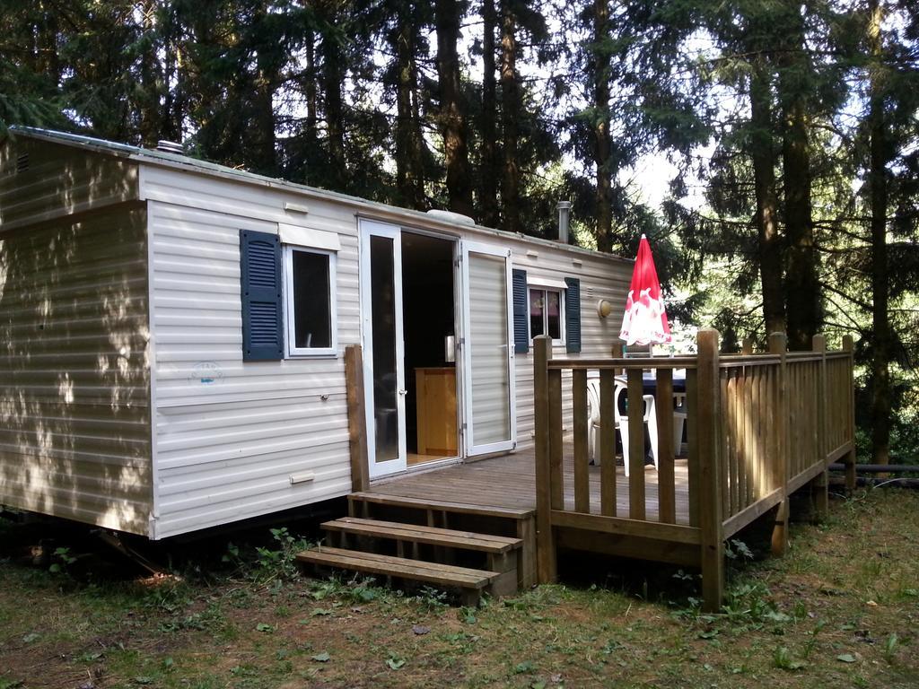 Camping De Flechat Hotell Orcival Exteriör bild