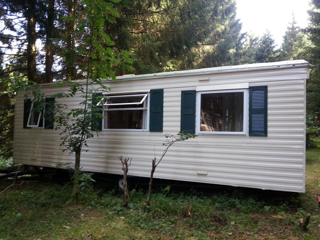 Camping De Flechat Hotell Orcival Exteriör bild