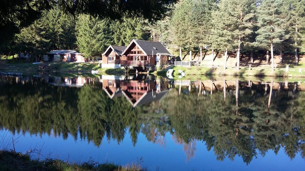 Camping De Flechat Hotell Orcival Exteriör bild