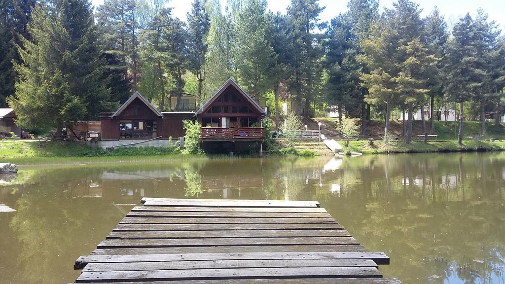 Camping De Flechat Hotell Orcival Exteriör bild