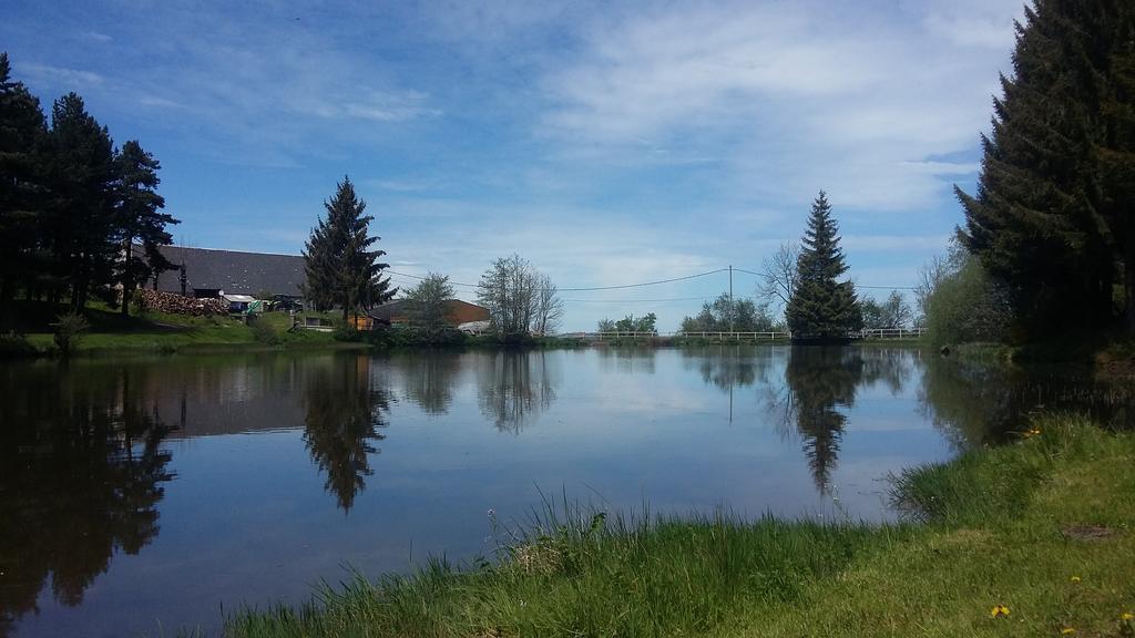 Camping De Flechat Hotell Orcival Exteriör bild